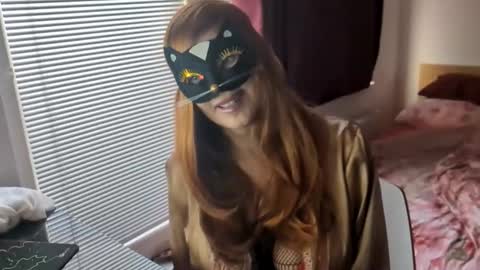 Beebow online show from May 3, 5:16 pm