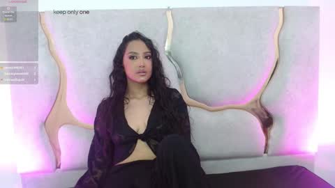 BELLA online show from September 26, 3:53 pm