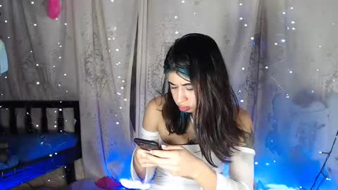 Snapshot of belinda_luna_ chatting on December 23, 3:50 am modelo independiente online show from December 23, 3:50 am