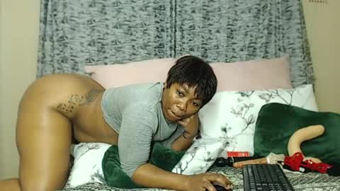 belindaxxxx online show from June 12, 5:26 am