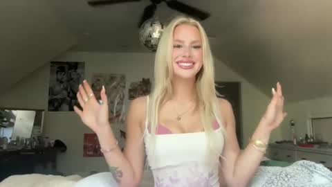 Bella Baby online show from June 5, 8:04 pm
