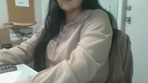 bella_dulce online show from November 18, 6:53 pm