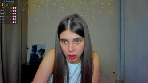 Snapshot of bella_foryou chatting on February 8, 11:12 am NastyaThere are legends that in this room all your wishes can come true  Private is Open online show from February 8, 11:12 am