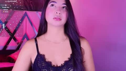 bella_martini_ online show from March 9, 12:19 pm