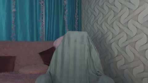 Bella online show from January 18, 1:51 pm