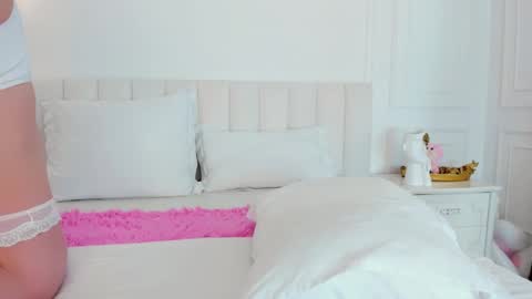 Bella online show from October 17, 2:26 am