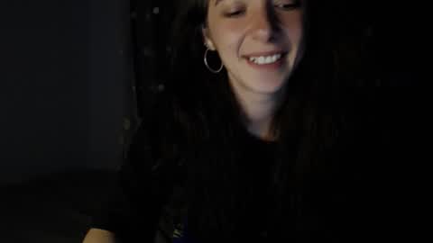 Snapshot of bellaqueen0701 chatting on February 8, 2:04 am bellaqueen0701 online show from February 8, 2:04 am