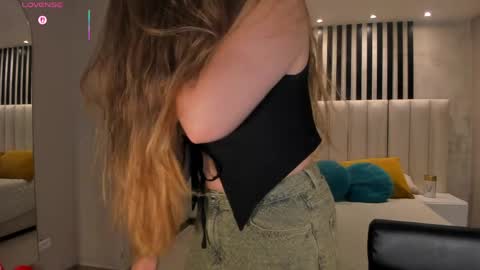  Bella Rose  online show from April 9, 5:54 am