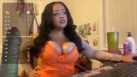 Snapshot of bellatrix993 chatting on December 9, 5:07 am bellatrix993 online show from December 9, 5:07 am