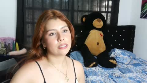Snapshot of bellatrix_colen chatting on January 22, 9:33 pm Aleja online show from January 22, 9:33 pm