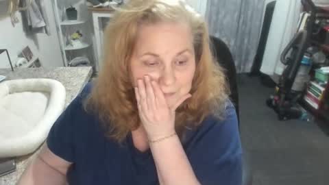 Bellavoca online show from November 10, 11:44 pm