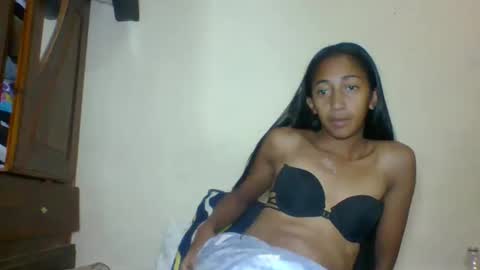 belle_annah online show from May 1, 1:42 am