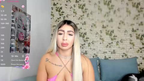 LucyJelly online show from December 6, 5:44 pm