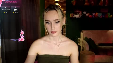 Snapshot of belle_vill chatting on September 29, 11:26 am Belle online show from September 29, 11:26 am