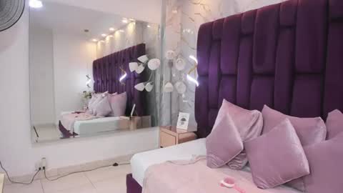 Bellota Hil online show from July 10, 11:37 pm