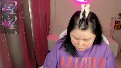 LinaBoo online show from April 15, 7:53 am