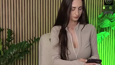 OnlyFans belovedkhlloe  online show from April 7, 7:16 pm