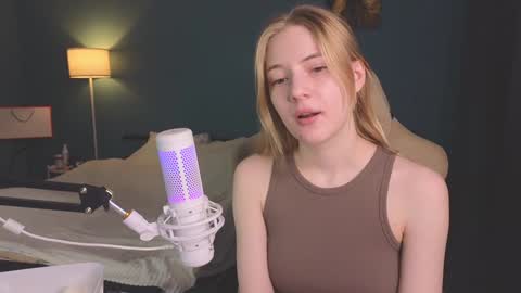 Alice online show from February 1, 11:21 am