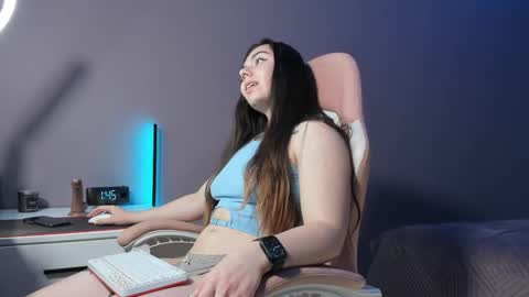 BeriesNiks online show from October 4, 6:45 pm