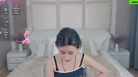 berniceafra online show from September 18, 4:05 pm