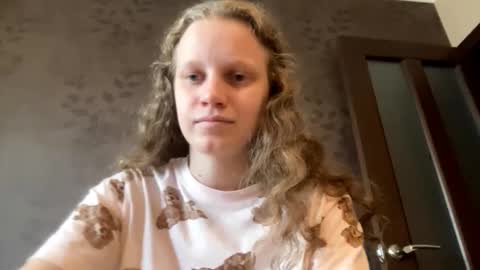 Snapshot of berniecemontell chatting on September 29, 12:10 pm Sophia online show from September 29, 12:10 pm