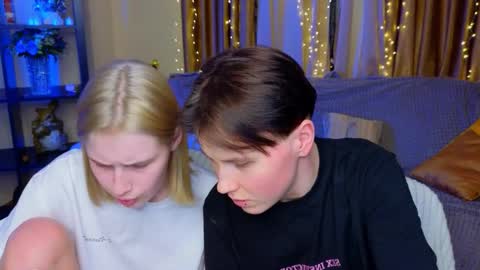 Your sweet Tara and Eva online show from January 11, 11:15 am