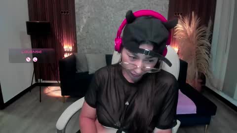 bethany_jones online show from February 19, 3:50 am