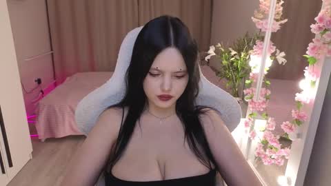 Betty online show from November 17, 2:07 pm