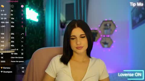 Snapshot of betty_greyy chatting on October 11, 8:00 pm Betty Grey online show from October 11, 8:00 pm