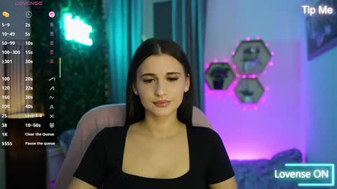 Snapshot of betty_greyy chatting on October 5, 7:08 pm Betty Grey online show from October 5, 7:08 pm