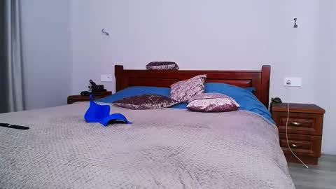 betty_sw online show from September 12, 2:02 pm