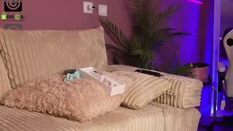 Betty online show from July 12, 4:57 am