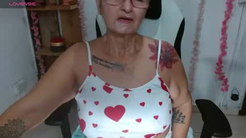 bibiana online show from August 4, 2:23 pm