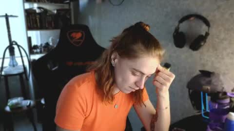 beverly_yay online show from May 14, 4:57 pm