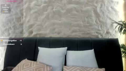 bianca_angel_ online show from May 15, 8:22 pm