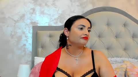 Bianca Vale online show from July 26, 6:43 am