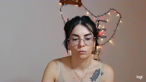 innasugarwild online show from January 18, 4:47 pm