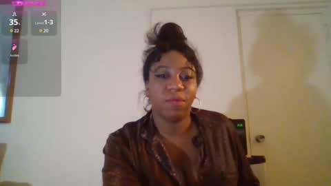 Ashley online show from December 7, 8:38 pm