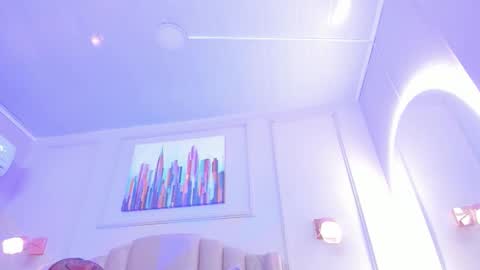   online show from February 11, 10:17 am