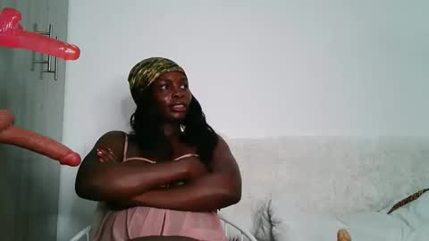 Vee online show from January 14, 8:19 am