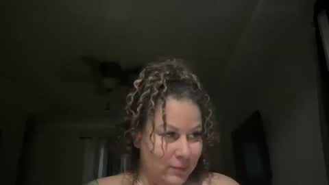 Snapshot of bigbreastsabrina chatting on October 14, 12:19 pm BIG BREAST SABRINA online show from October 14, 12:19 pm