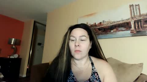 Snapshot of bigbreastsabrina chatting on February 2, 1:30 pm BIG BREAST SABRINA online show from February 2, 1:30 pm