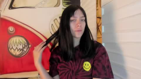 bilie__eilish online show from April 18, 12:18 pm