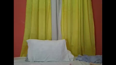 Snapshot of bilion_ass chatting on February 23, 8:22 am TREZAH online show from February 23, 8:22 am