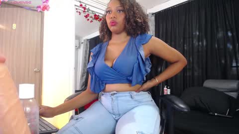 Snapshot of black_rosse_1 chatting on January 24, 12:41 pm Tifany online show from January 24, 12:41 pm