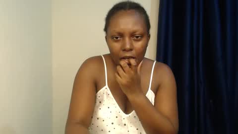 Cynthia online show from May 28, 3:26 am