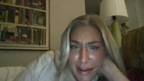blakiebby5 online show from July 23, 3:15 am
