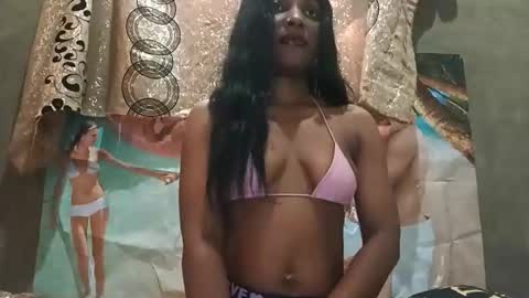 Lola online show from April 5, 8:24 am