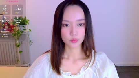YoYo online show from June 5, 11:38 am