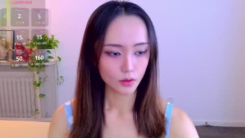 YoYo online show from June 8, 8:15 am